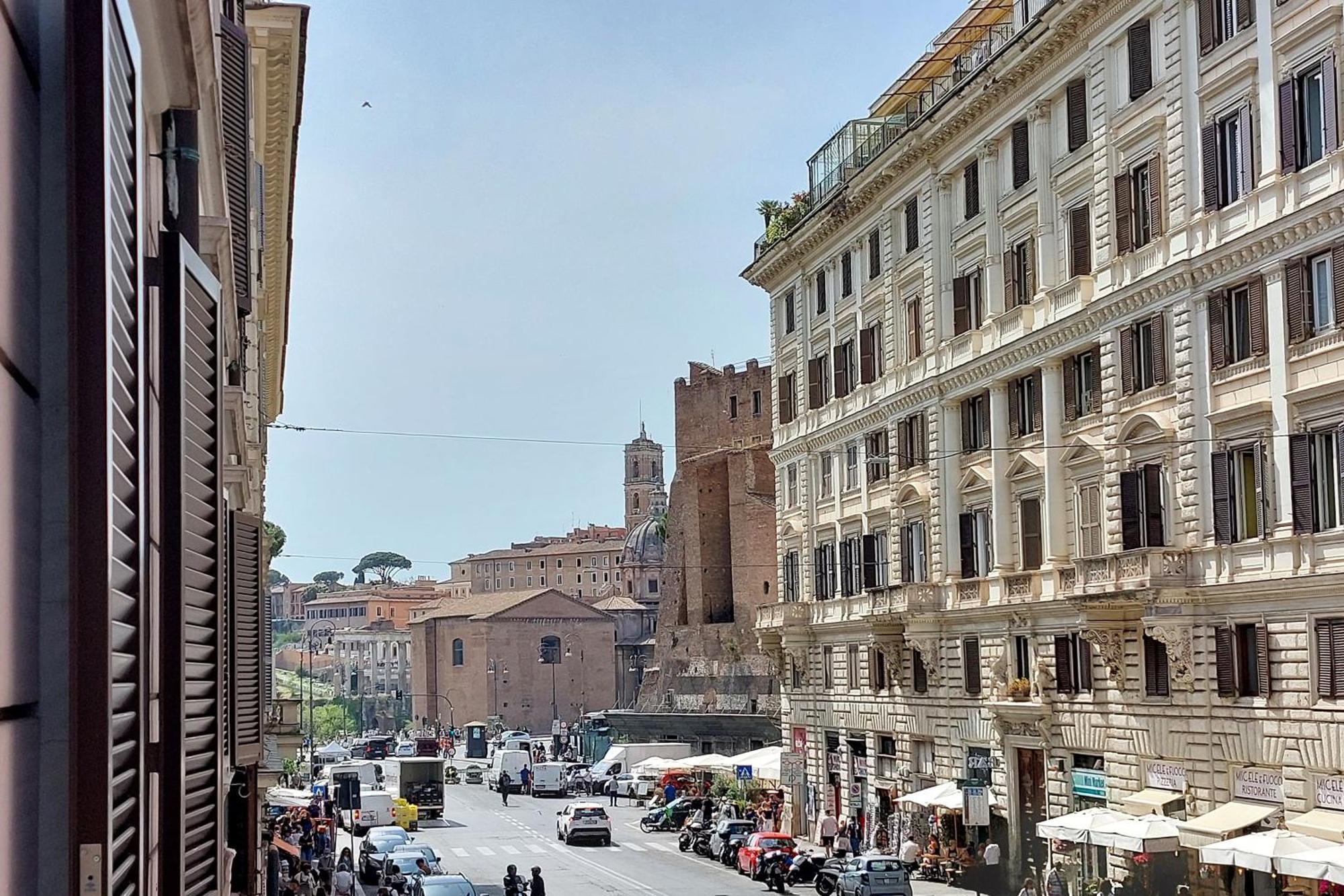 Ych-Colorful And Classy Apartment Near Fori Imperiali 罗马 外观 照片
